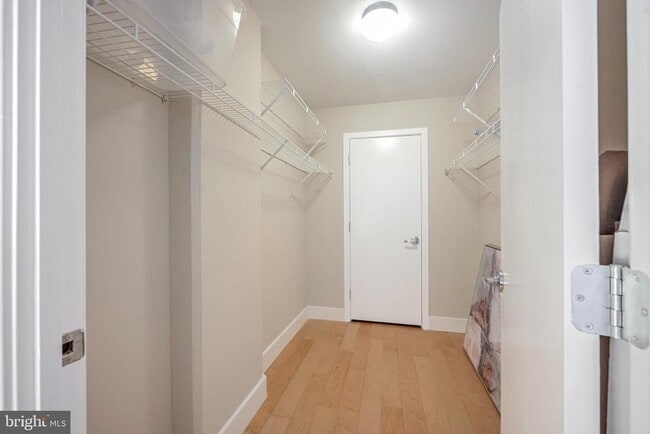 Building Photo - 2120 Vermont Ave NW