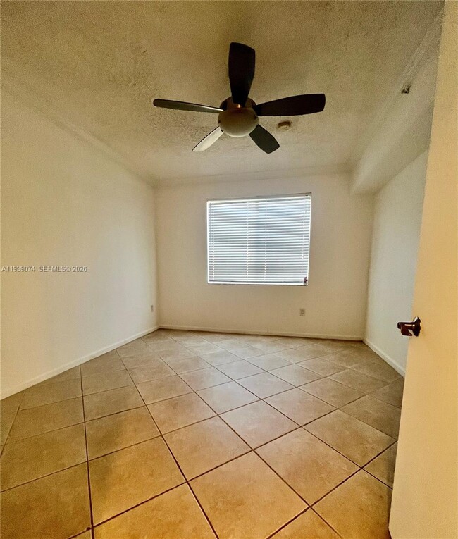 Building Photo - 1000 Scotia Dr