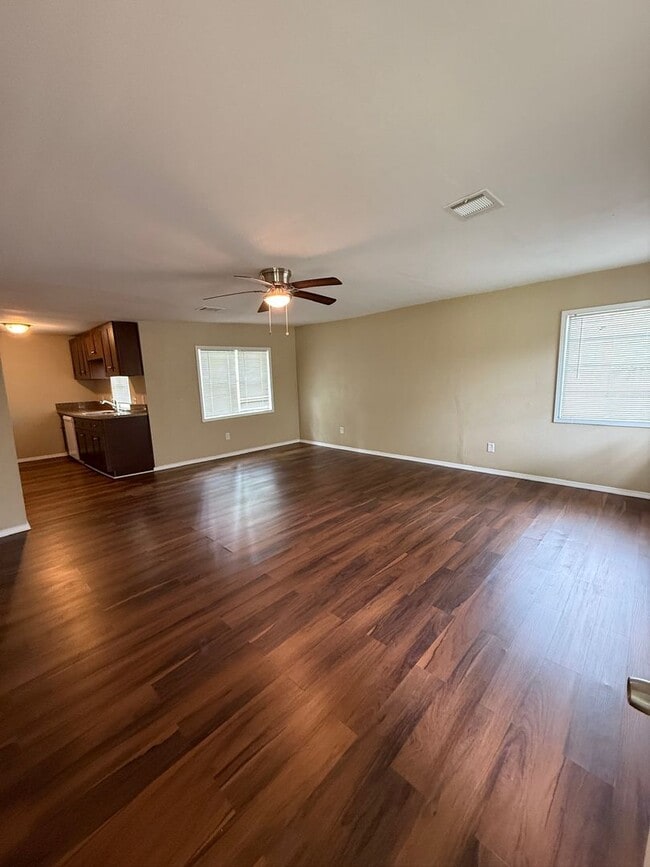 Building Photo - Spacious 3BED, 1BATH in Vidor