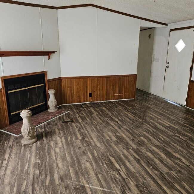 Building Photo - 539 Market St