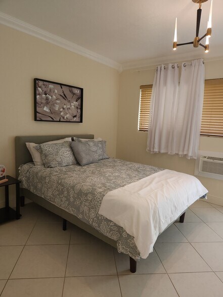 Bedroom - 600 Layne Blvd
