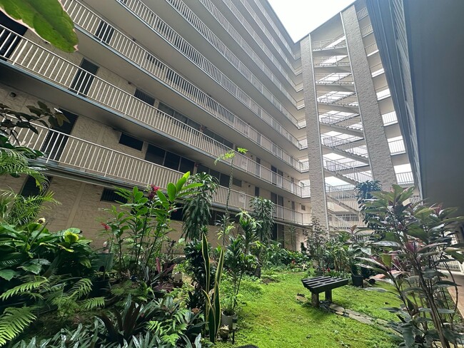 Building Photo - For Rent - [Northbrook Melemanu Woodlands]...