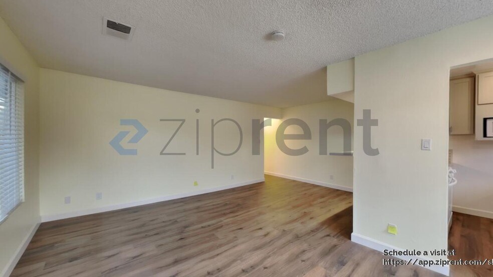 Building Photo - 2308 Peppertree Way