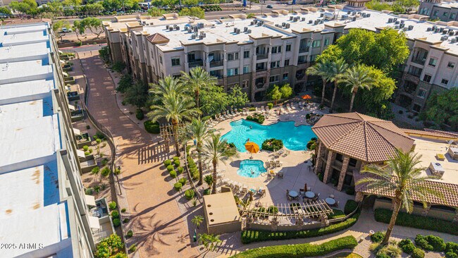 Building Photo - 5450 E Deer Valley Dr