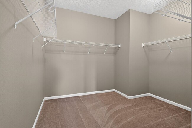 Building Photo - 13685 Goodson Pl