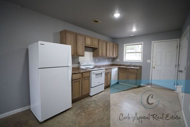 Building Photo - 2-bedroom, 2 bath apartment recently built apartment in Trumann includes washer/dryer!!