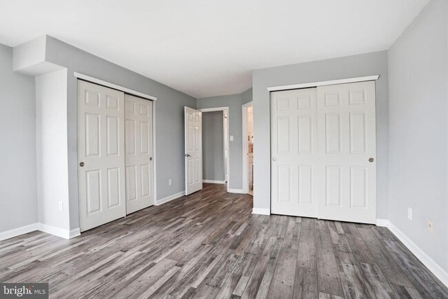 Building Photo - 496 Revere Dr