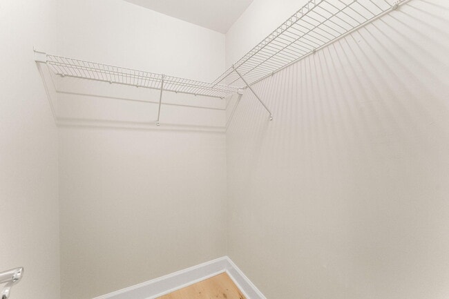 Building Photo - 1732 W County Hwy 30A