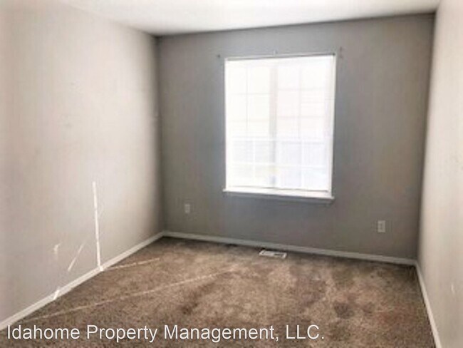 Building Photo - 4 br, 2.5 bath House - 610 E Blue Heron St