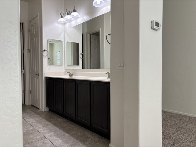 Building Photo - 8037 W Spur Dr