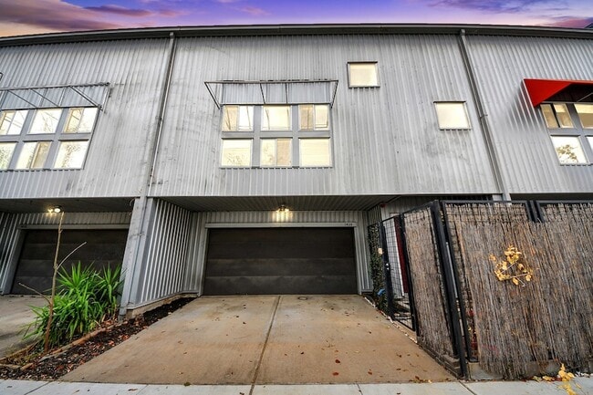 Building Photo - 1428 Bailey St