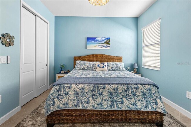 Building Photo - 8568 Shr Lk Dr