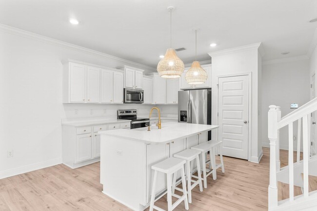 Building Photo - 25 Krewe Cir