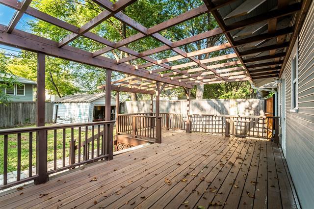 Building Photo - 5327 Worth St