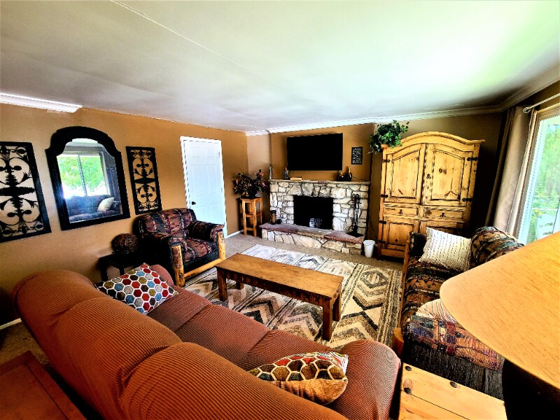 Building Photo - 7000 S 2300 E