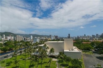 Building Photo - 2/2/1 on Ward Avenue!  Great location!!