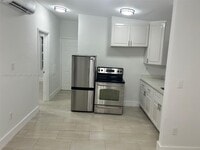 Building Photo - 261 NW 49th St