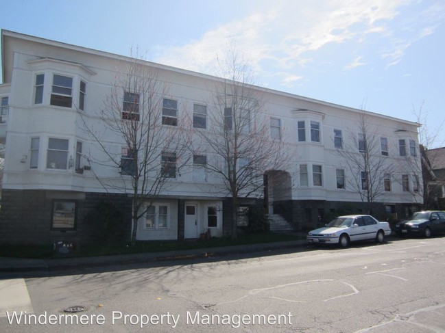 Primary Photo - Stephen Court Apartments