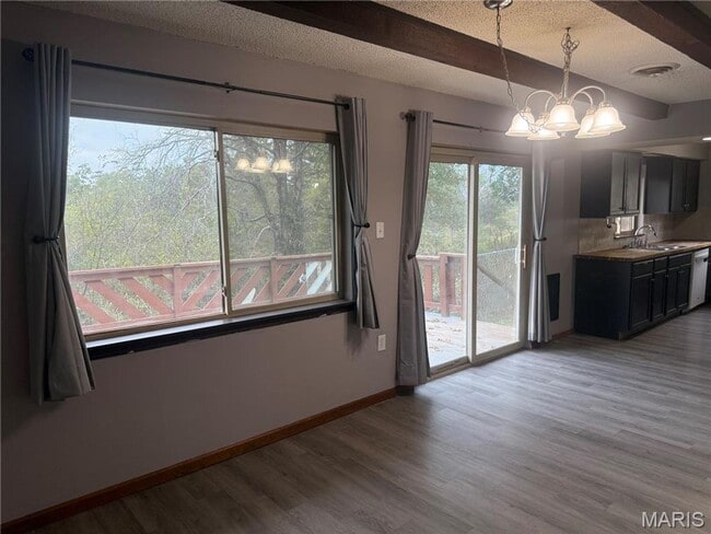 Building Photo - WELCOME HOME!