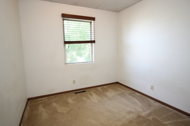 Building Photo - 924 W Belmont-