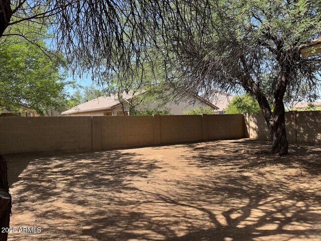 Building Photo - 8337 W Cocopah St