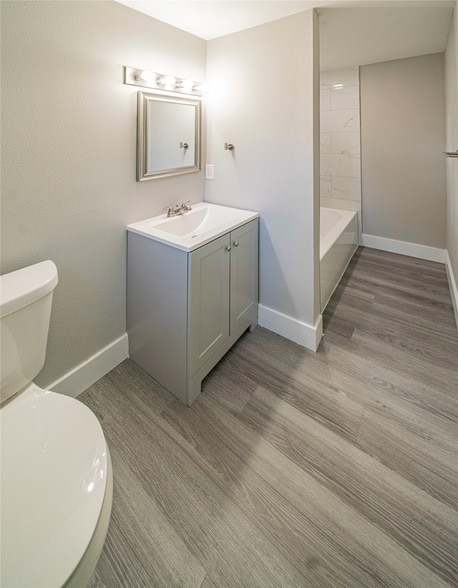 Building Photo - 5718 Cherry St