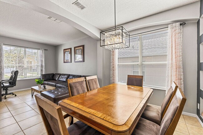 Building Photo - 8591 Sunrise Key Dr