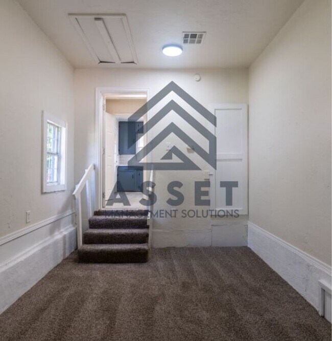 Building Photo - 3 Bedroom Rent to Own Home Available!