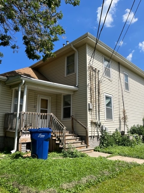 Building Photo - 828 Ave A