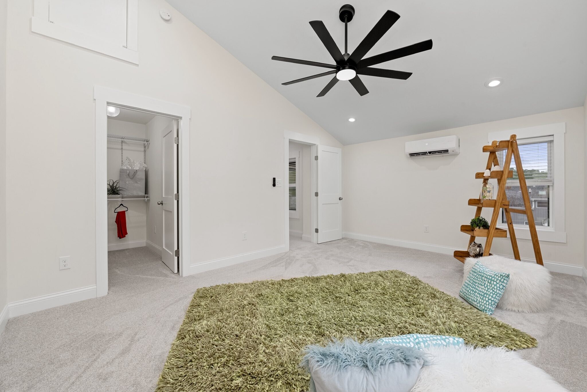 bedroom 3 - 4249 Chambers St