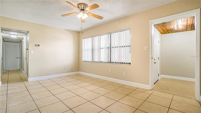 Building Photo - 5717 Lawndale Rd