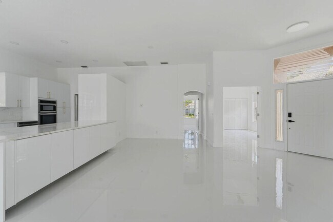 Building Photo - 8213 Quail Meadow Trce