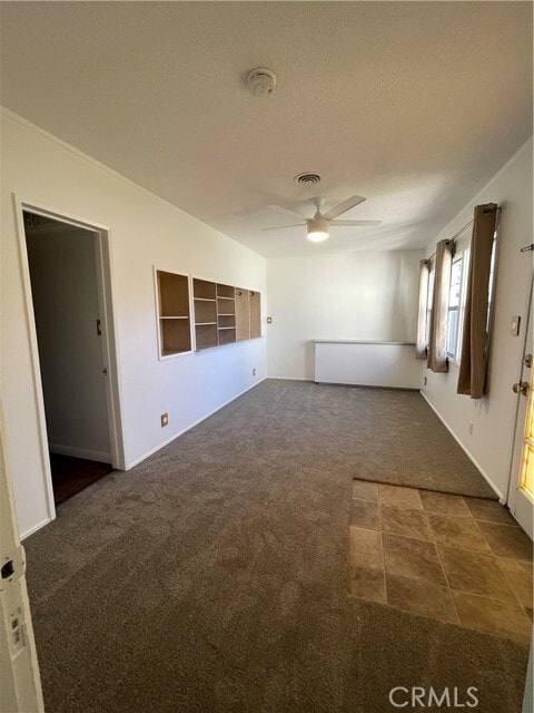 Building Photo - 1024 Main St