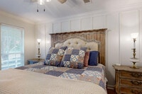 Building Photo - 512 Camp Ct