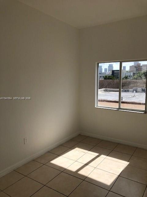 Building Photo - 1063 SW 2nd St