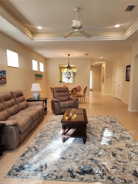 Building Photo - 6642 Tailfeather Way