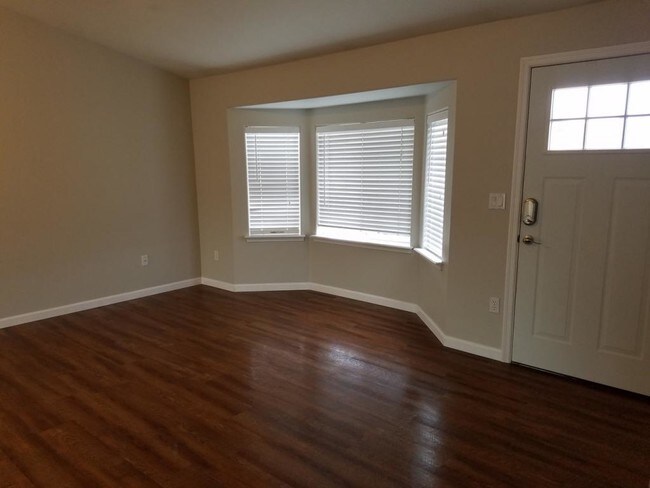 Building Photo - 4771 Mt Adams View Dr