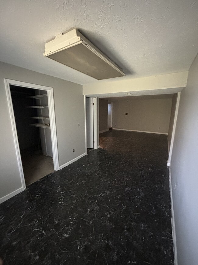 Building Photo - 4410 N Bend Rd