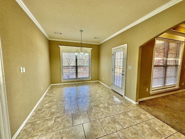 Building Photo - 2591 N Tragalger Dr.