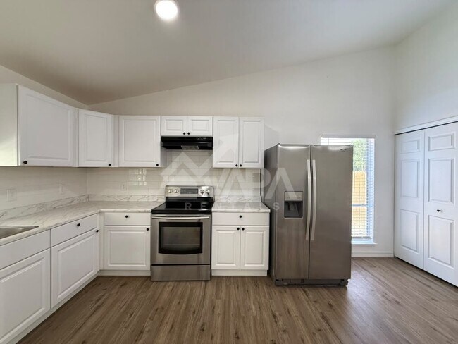 Building Photo - 4558 Los Ranchitos St