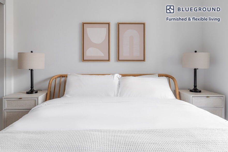 Building Photo - 3301 Innovation Wy