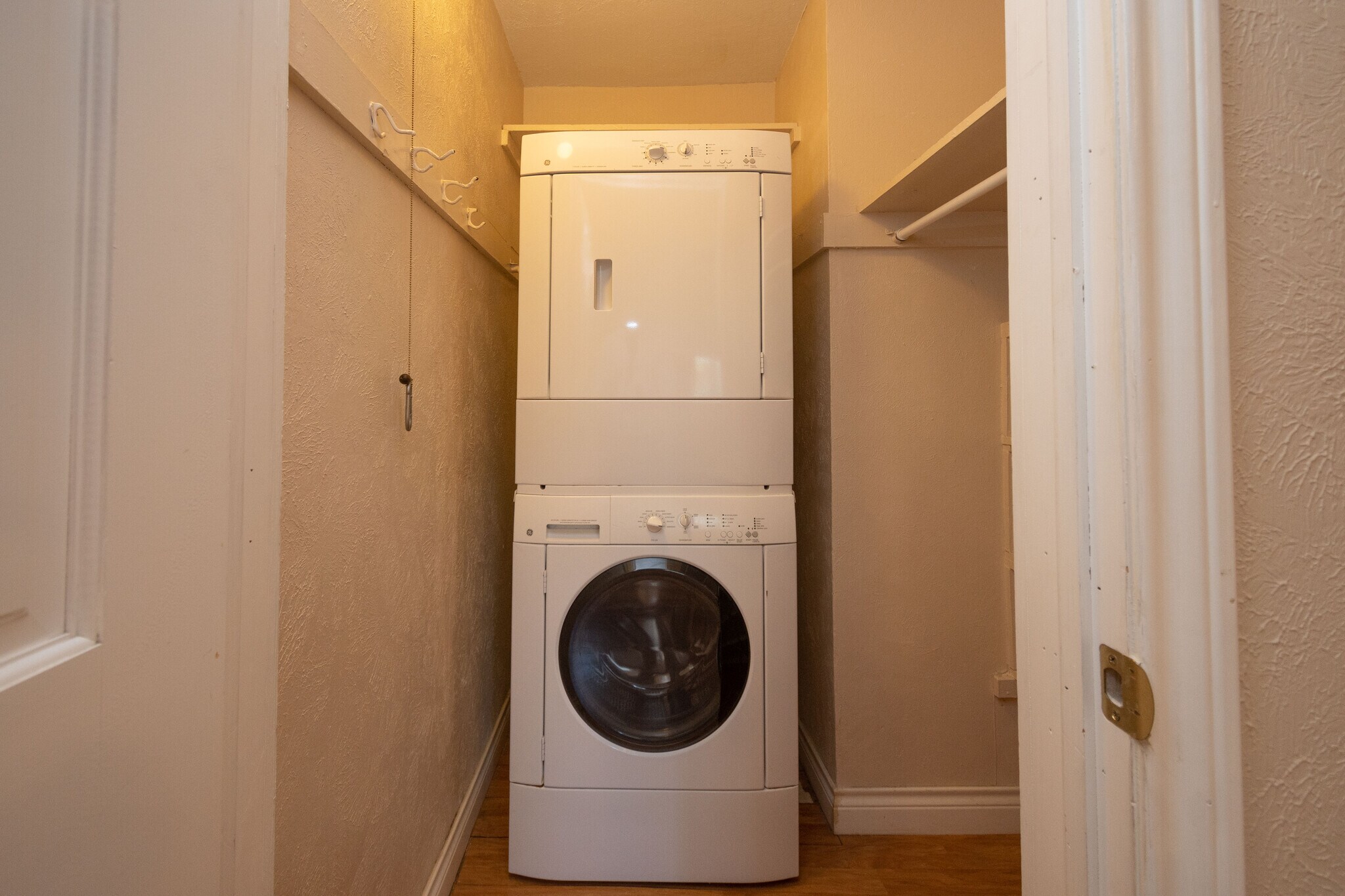 Laundry/Closet - 1959 Oswego St