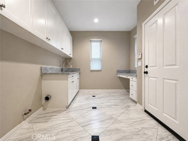 Building Photo - 2365 W Canopy Ln