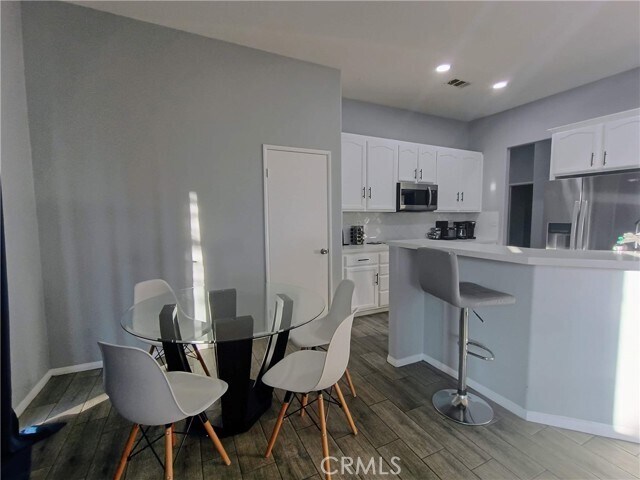 Building Photo - 13581 Mountain Top Dr