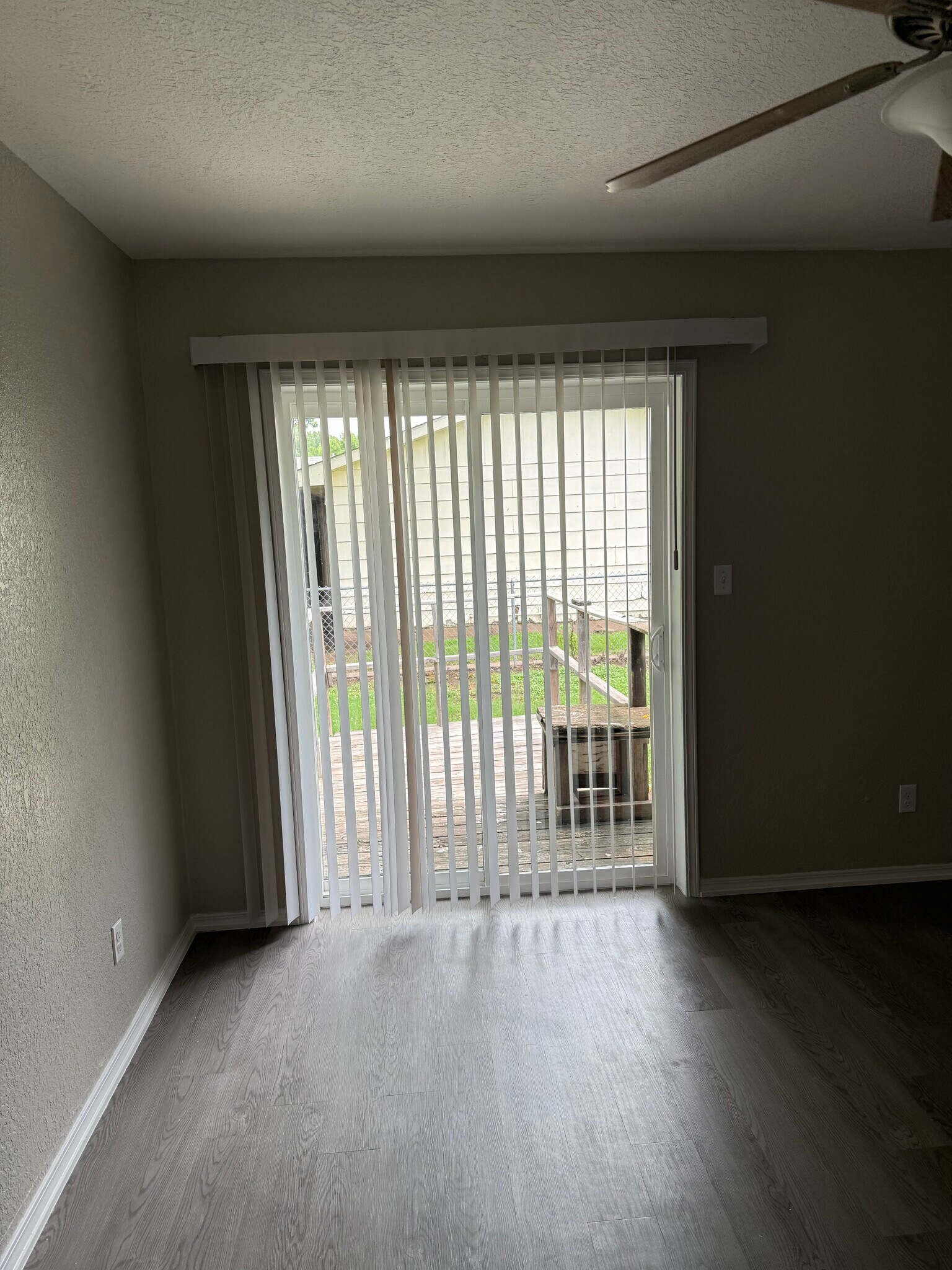 The back bedroom. - 1621 Chestnut St