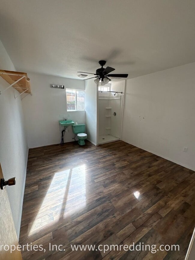 Building Photo - Updated 2-Bedroom House With Refrigerator & Vaulted Ceilings Available Now!