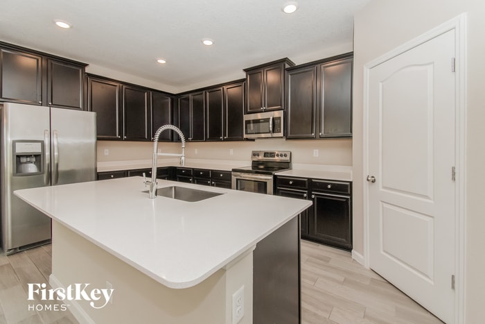 Building Photo - 9777 Cilantro Dr
