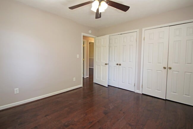 Building Photo - 3404 Friedens Church Rd