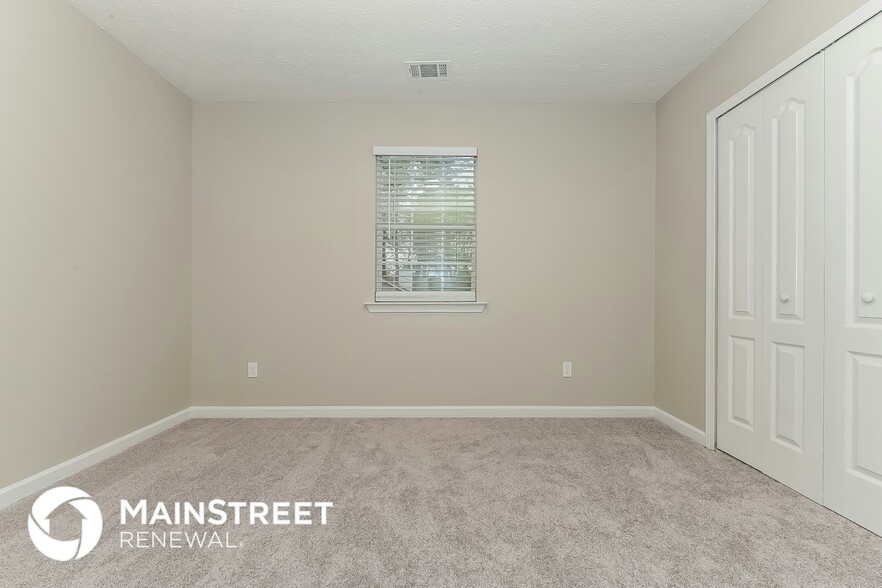 Building Photo - 4588 Latchwood Dr