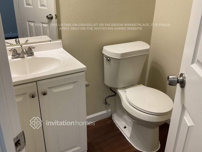 Building Photo - 13206 Ambrosa Dr